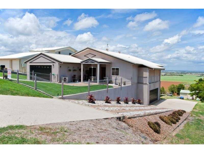 17 Finemore Crescent, Qunaba QLD 4670