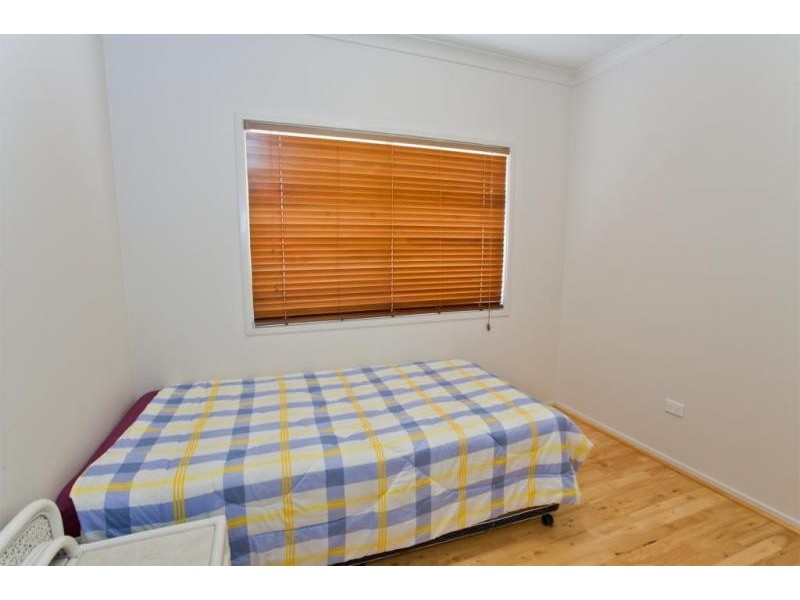 17 Finemore Crescent, Qunaba QLD 4670