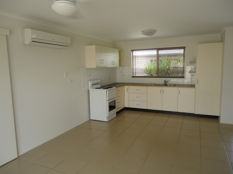 9/6a Dunn Road, Avenell Heights QLD 4670