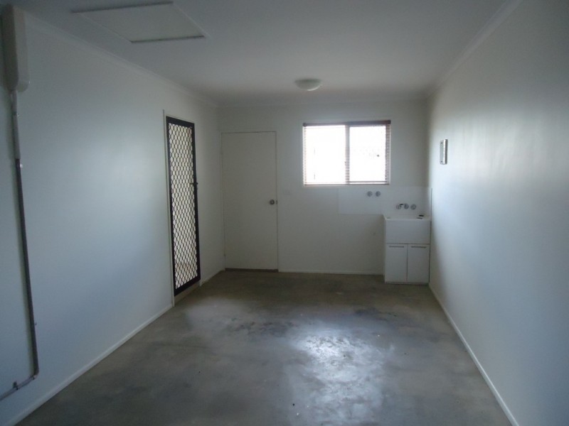 9/6a Dunn Road, Avenell Heights QLD 4670