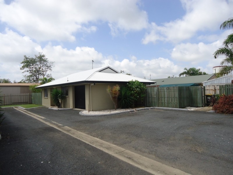 9/6a Dunn Road, Avenell Heights QLD 4670