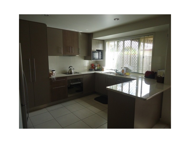 1/57 Sinclair Street, Avenell Heights QLD 4670