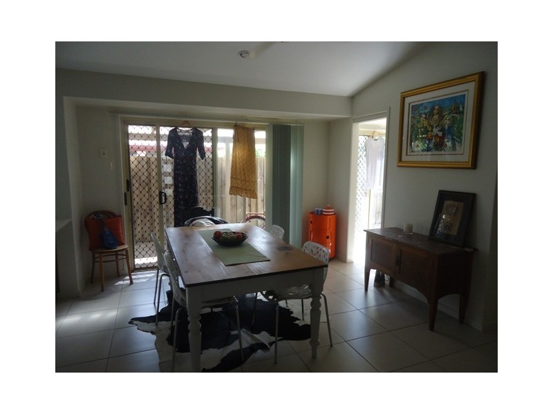 1/57 Sinclair Street, Avenell Heights QLD 4670