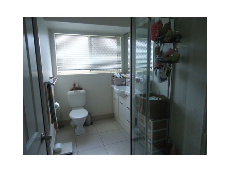 1/57 Sinclair Street, Avenell Heights QLD 4670