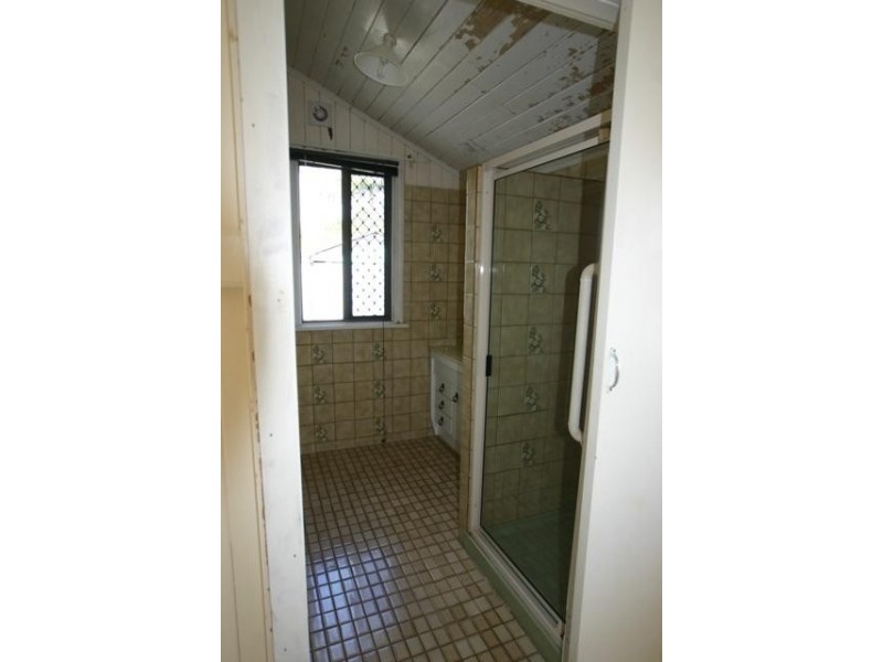 142 Barolin St, Walkervale QLD 4670