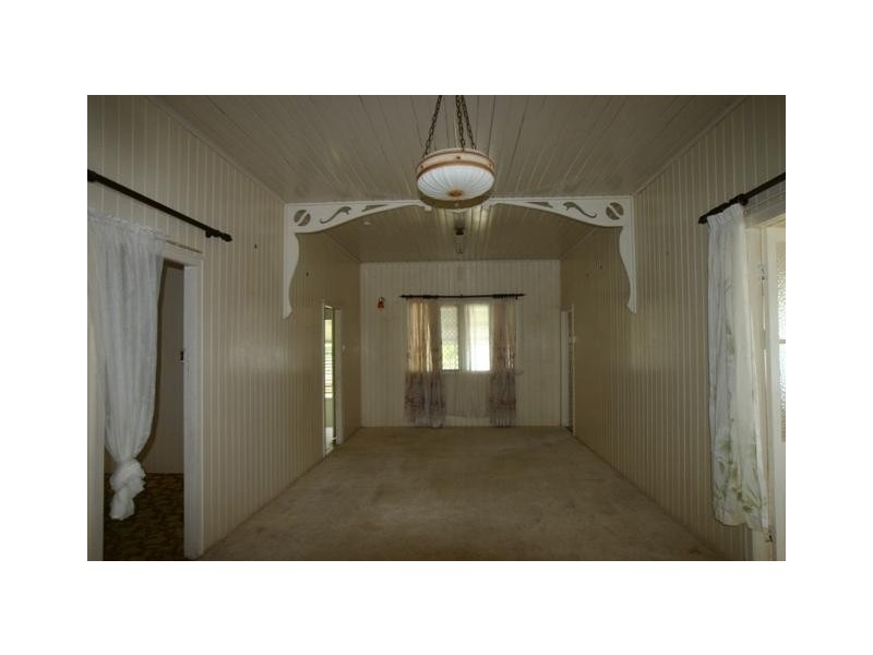 142 Barolin St, Walkervale QLD 4670