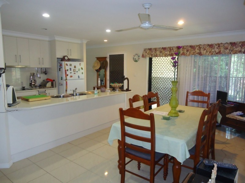 14 Green Avenue, Branyan QLD 4670