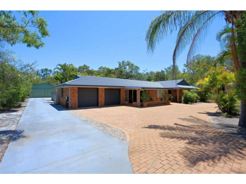 27 Cockatoo Crescent, Gooburrum QLD 4670