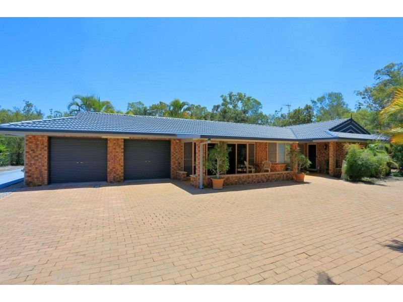 27 Cockatoo Crescent, Gooburrum QLD 4670