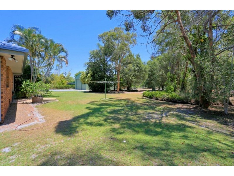 27 Cockatoo Crescent, Gooburrum QLD 4670