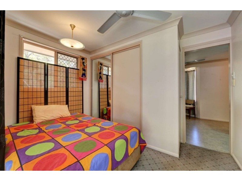 27 Cockatoo Crescent, Gooburrum QLD 4670