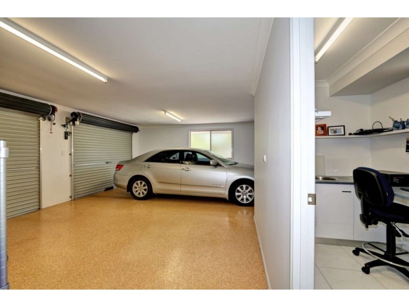 27 Cockatoo Crescent, Gooburrum QLD 4670