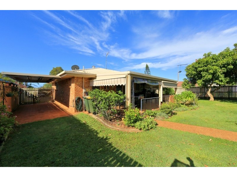 33 Swan Drive, Kalkie QLD 4670