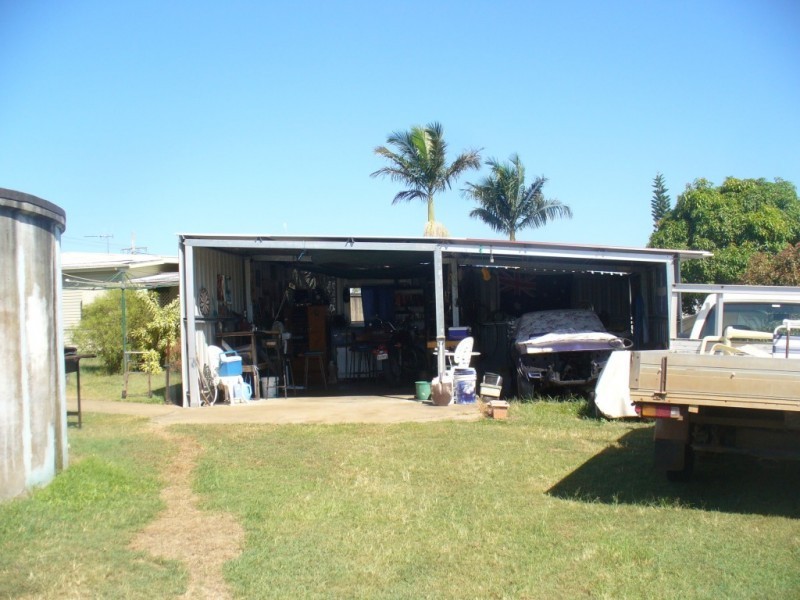 12 River Street, Avondale QLD 4670