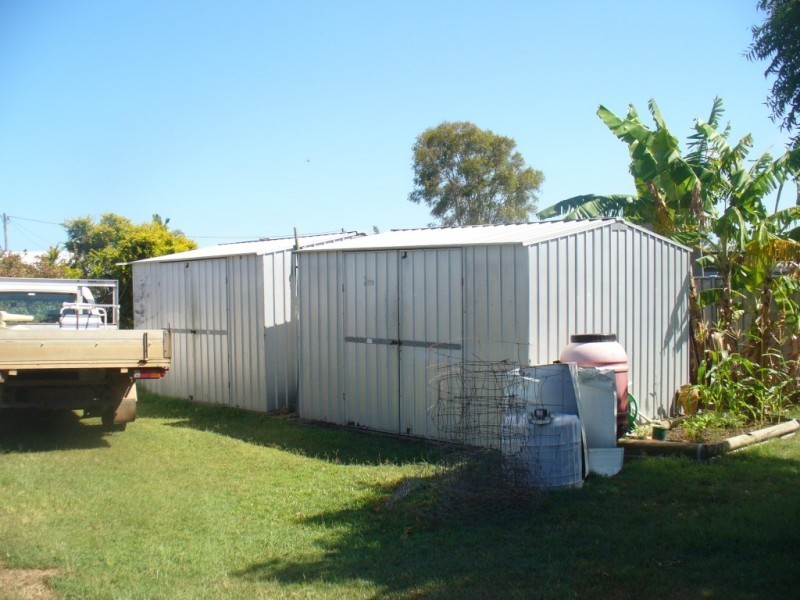 12 River Street, Avondale QLD 4670