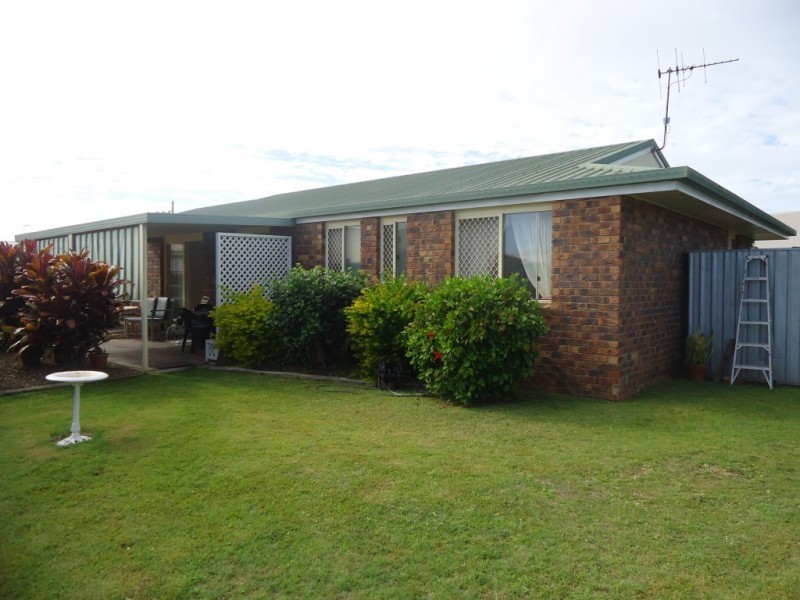 7 Bloomfield Drive, Bundaberg East QLD 4670
