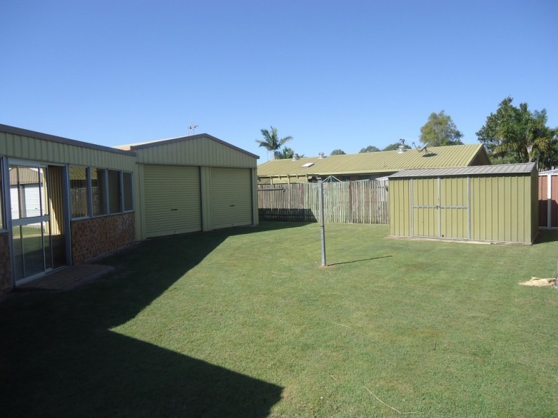 10 Robertson Street, Kepnock QLD 4670