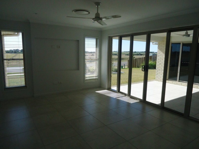 1 Beech Links Drive, Ashfield QLD 4670