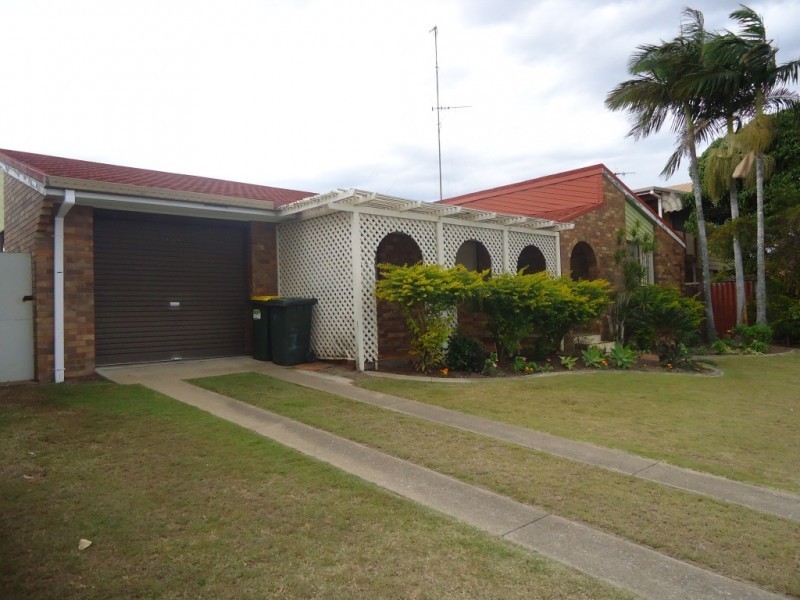 21 Gray Avenue, Bundaberg South QLD 4670