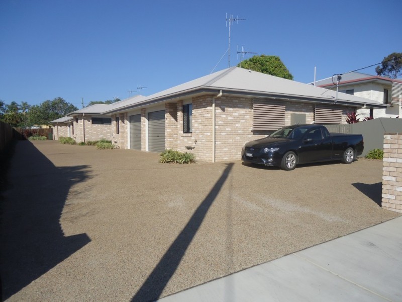 16 Robert Street, Bundaberg South QLD 4670