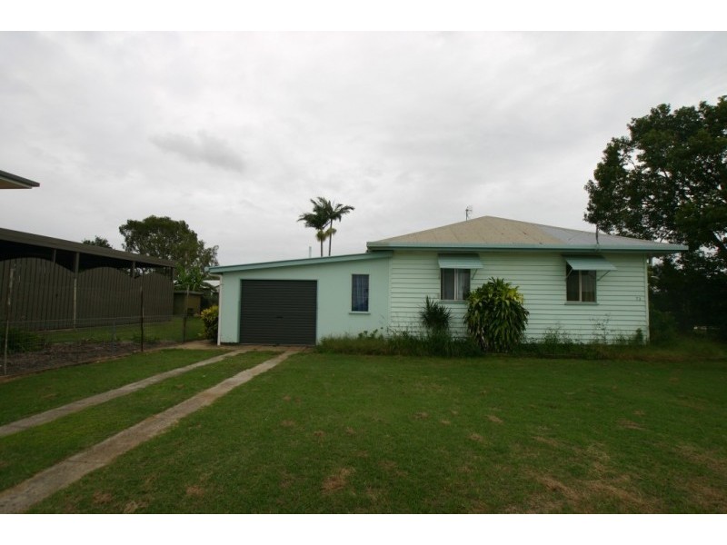 73 Avenell St, Avenell Heights QLD 4670