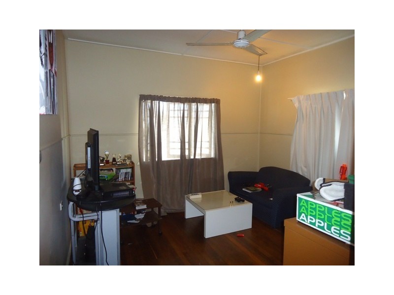 39 Hurst Street, Walkervale QLD 4670