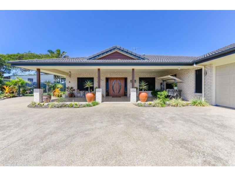4 SEAHORSE COURT, Innes Park QLD 4670