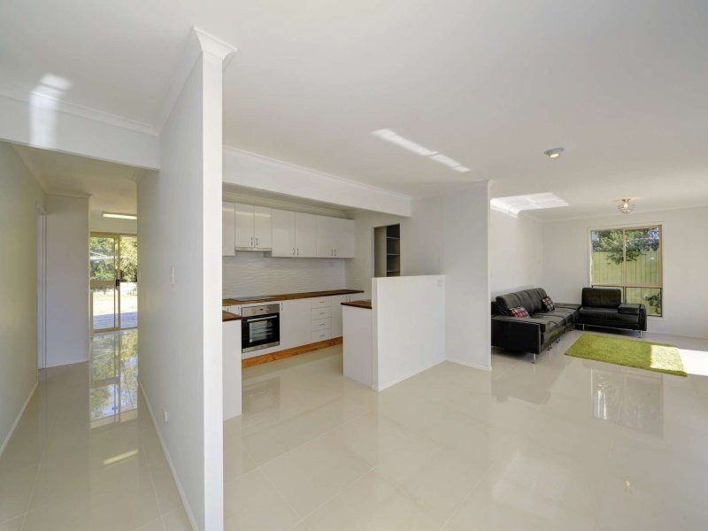 9 PACIFIC BOULEVARD, Moore Park Beach QLD 4670