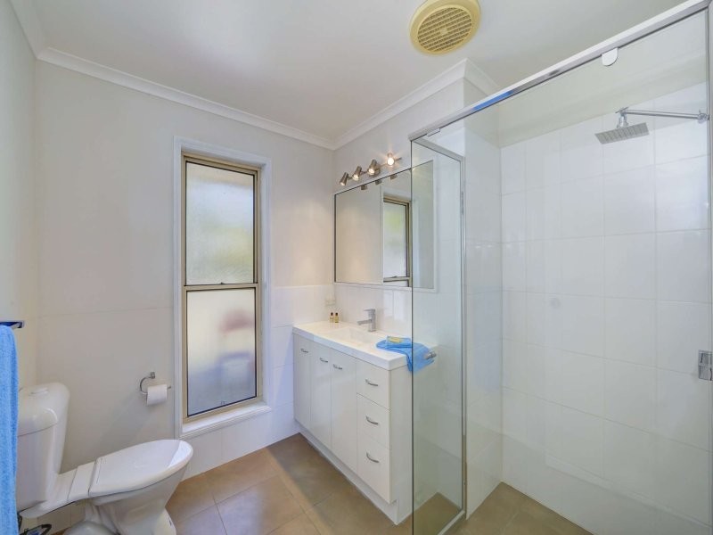 9 PACIFIC BOULEVARD, Moore Park Beach QLD 4670
