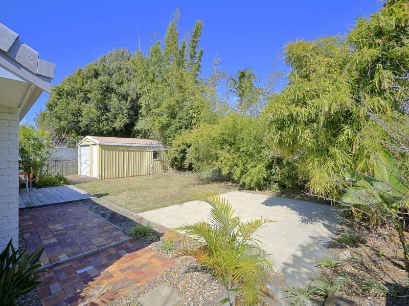9 PACIFIC BOULEVARD, Moore Park Beach QLD 4670