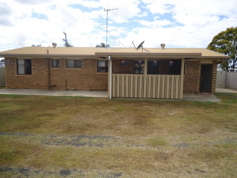 9 WALLACE STREET, Bundaberg North QLD 4670