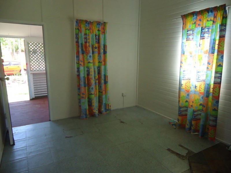 25 Alice Street, Walkervale QLD 4670