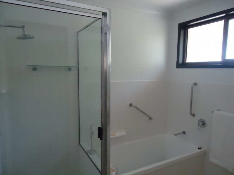 65 Sinclair Street, Avenell Heights QLD 4670