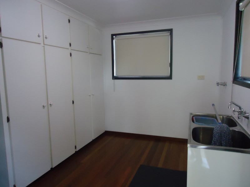 65 Sinclair Street, Avenell Heights QLD 4670