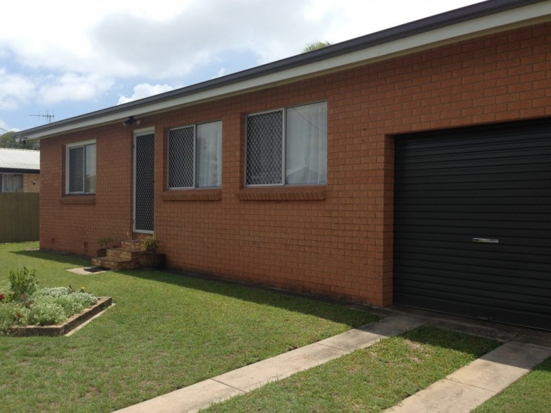 127 George St, Bundaberg West QLD 4670