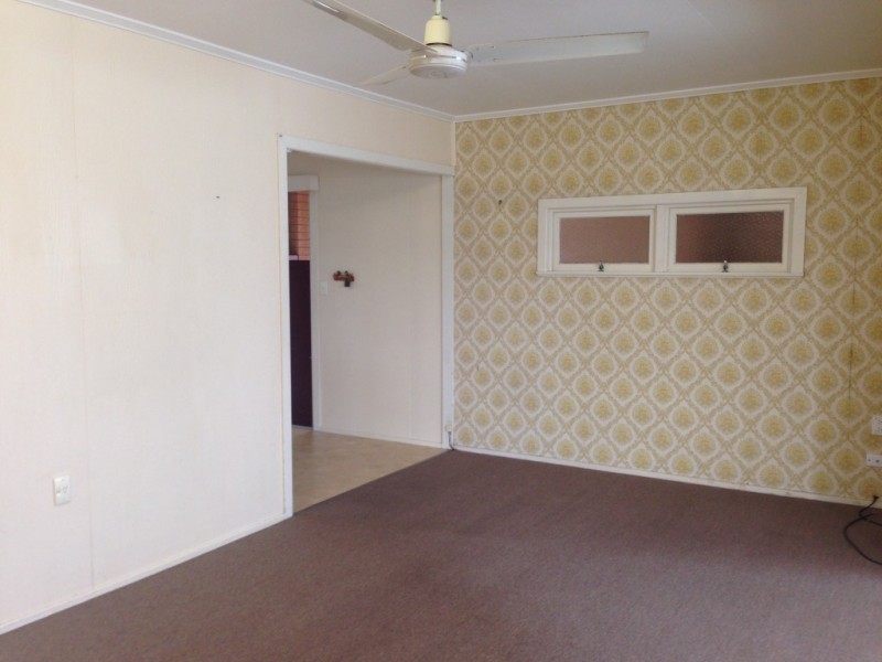127 George St, Bundaberg West QLD 4670