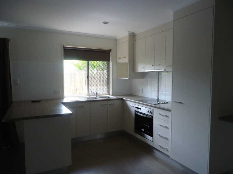 3/4 High Street, Walkervale QLD 4670