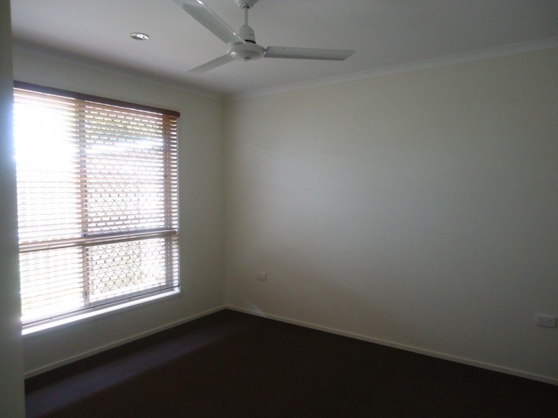 3/4 High Street, Walkervale QLD 4670