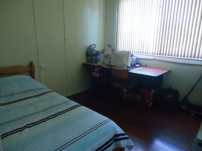 3 Auer Street, Kepnock QLD 4670