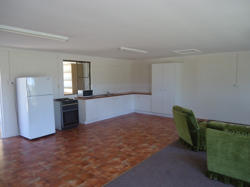 893 Burnett Heads Road, Rubyanna QLD 4670