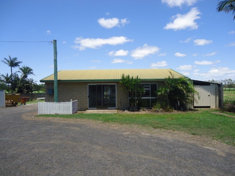 893 Burnett Heads Road, Rubyanna QLD 4670