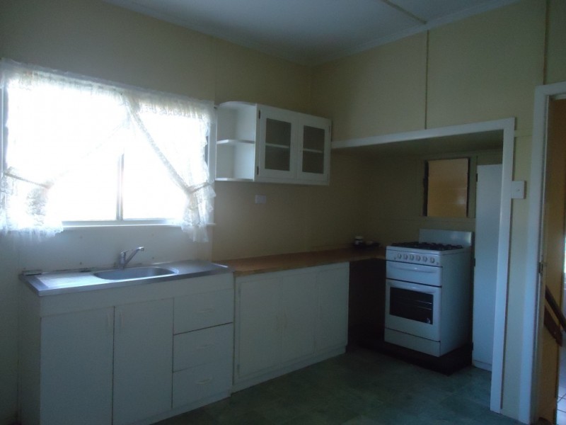 20 Joyce St, Svensson Heights QLD 4670