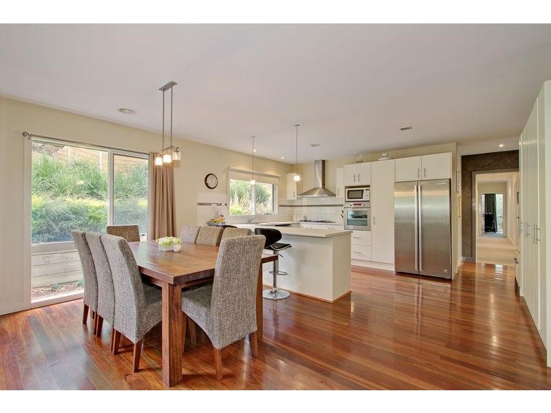 18 Gembrook-Launching Place Road, Launching Place VIC 3139