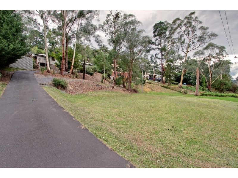 18 Gembrook-Launching Place Road, Launching Place VIC 3139