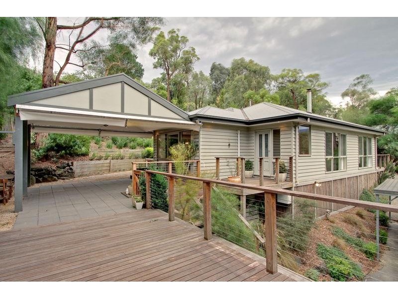 18 Gembrook-Launching Place Road, Launching Place VIC 3139