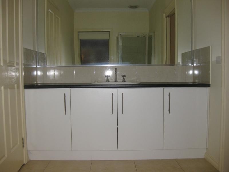 3/167 Colchester Road, Kilsyth VIC 3137