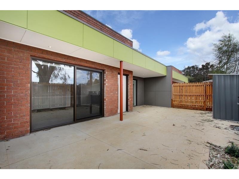 12-15/393 Warburton Highway, Wandin North VIC 3139