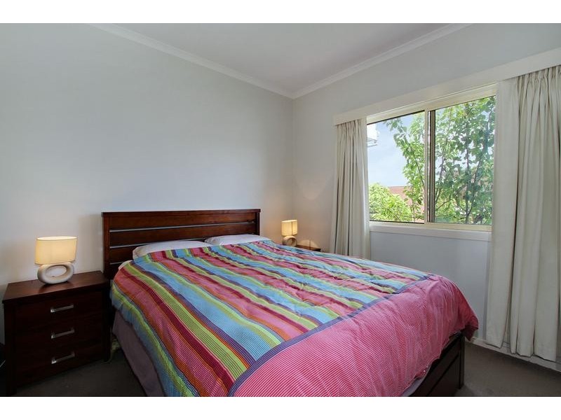 102/13-15 Hewish Road, Croydon VIC 3136