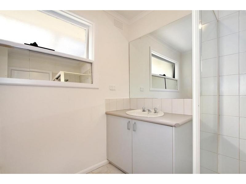 1/125 Liverpool Road, Kilsyth VIC 3137