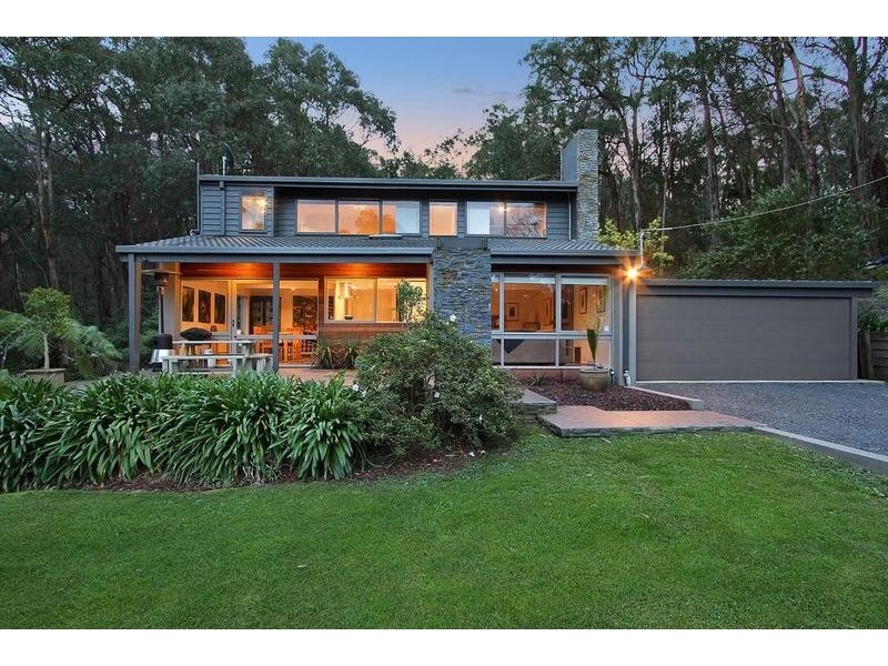 74 Edinburgh Road, Montrose VIC 3765